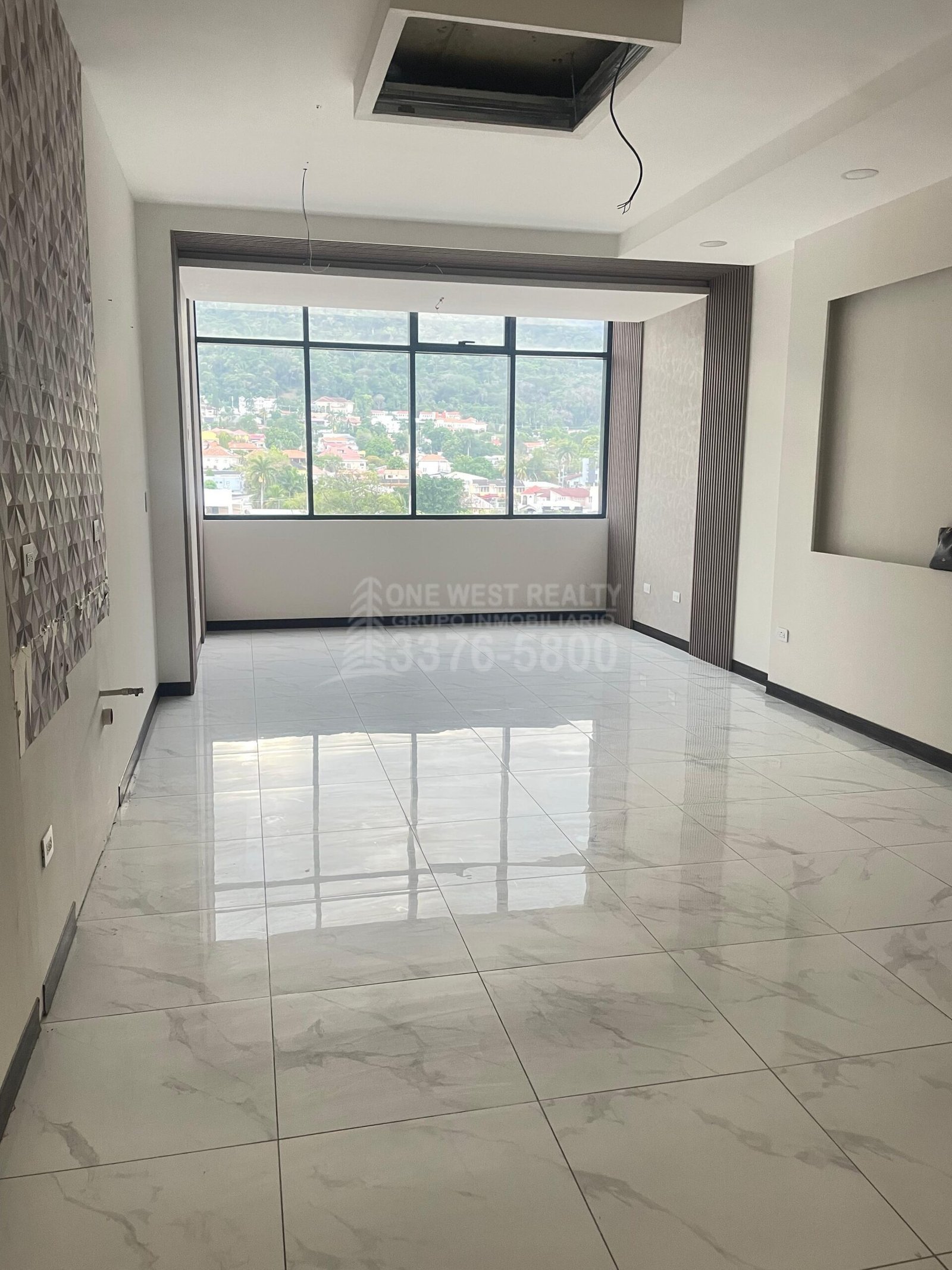 3-scaled-2 Oficina Ejecutiva en Renta en Complejo Corporativo Terravista – Río de Piedras