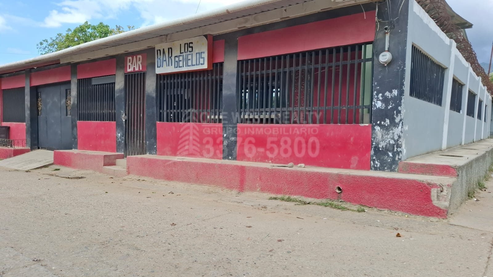 Gran Oportunidad de inversión: Edificio con apartamentos y bar en Colonia Dionicio Ávila, El Progreso, Yoro