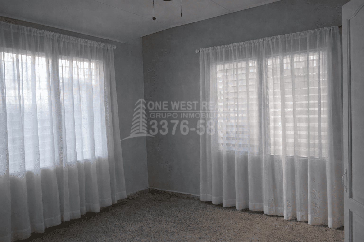 Bedroom-1-1 ¡Casa Espaciosa y Moderna en Venta, a Pasos del Centro de El Progreso!