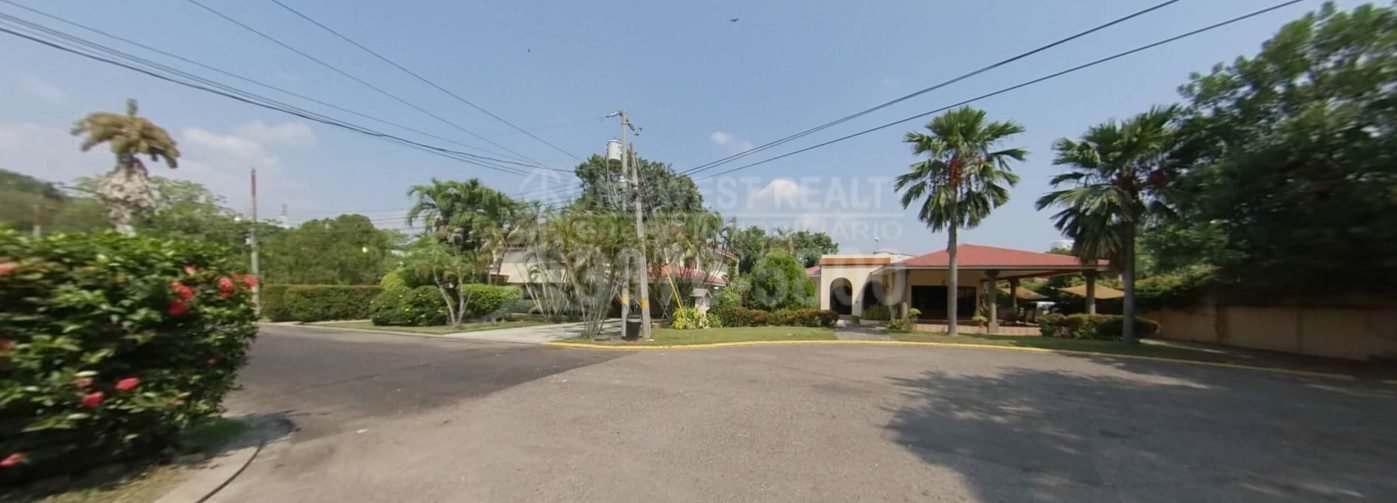 Casa-en-Venta-en-Residencial-Quinta-El-Dorado-1-1 Casa en Venta en Residencial Quitas el Dorado San Pedro Sula l 635.00 m² (VENDIDA)