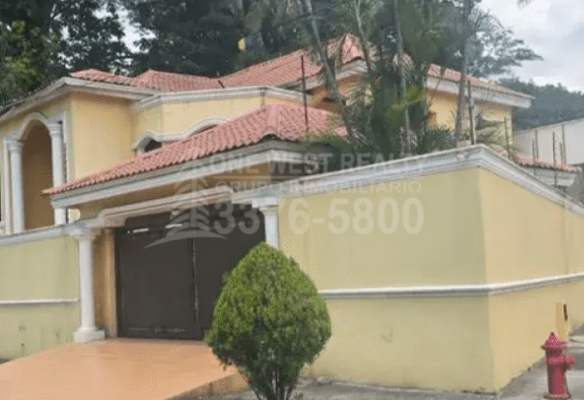Oportunidad de Inversión en Jardines del Valle, San Pedro Sula |462.83 m²| 5 HAB.