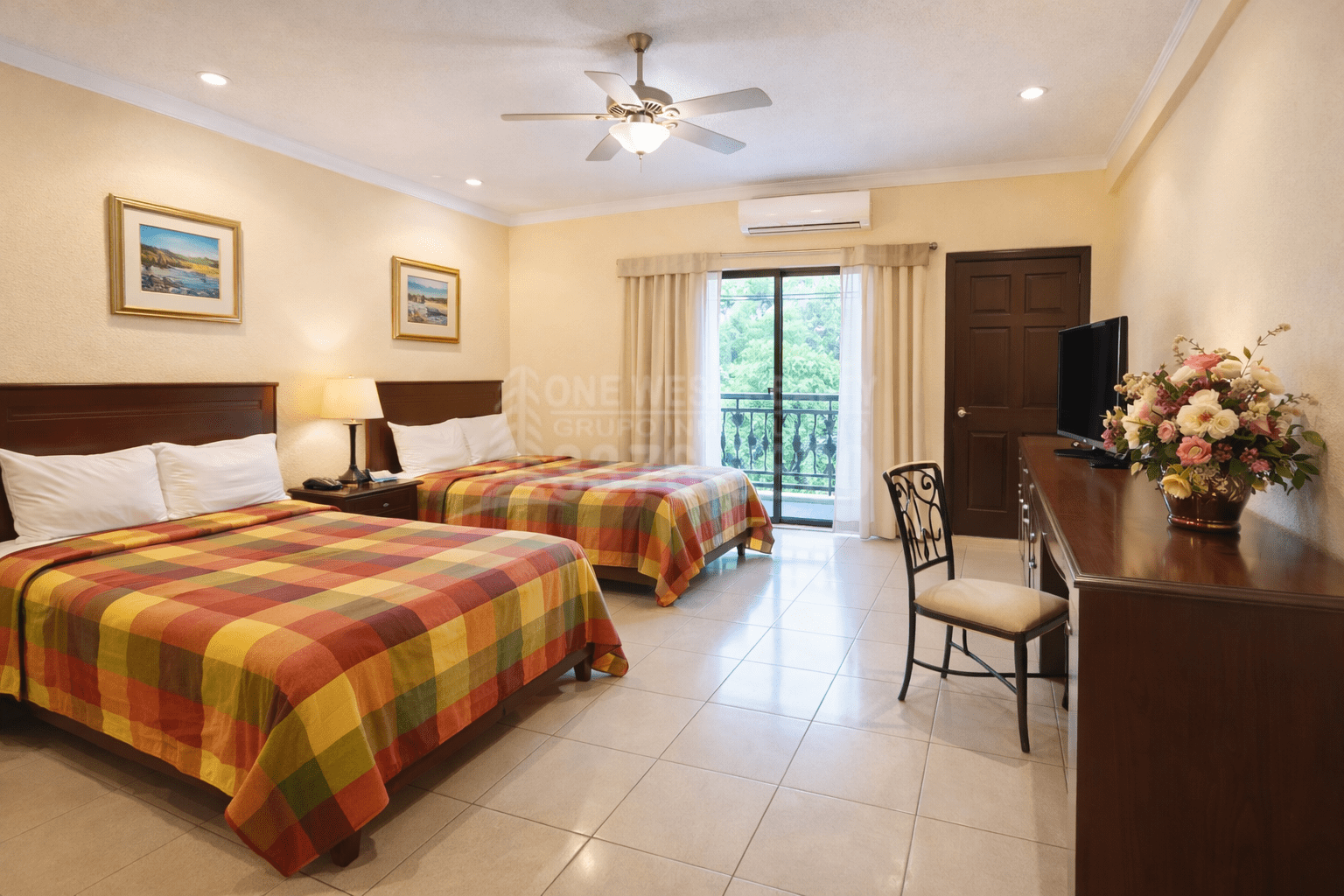 Prime Caribbean Hotel Investment in La Ceiba, Honduras – High-Visibility Highway Location