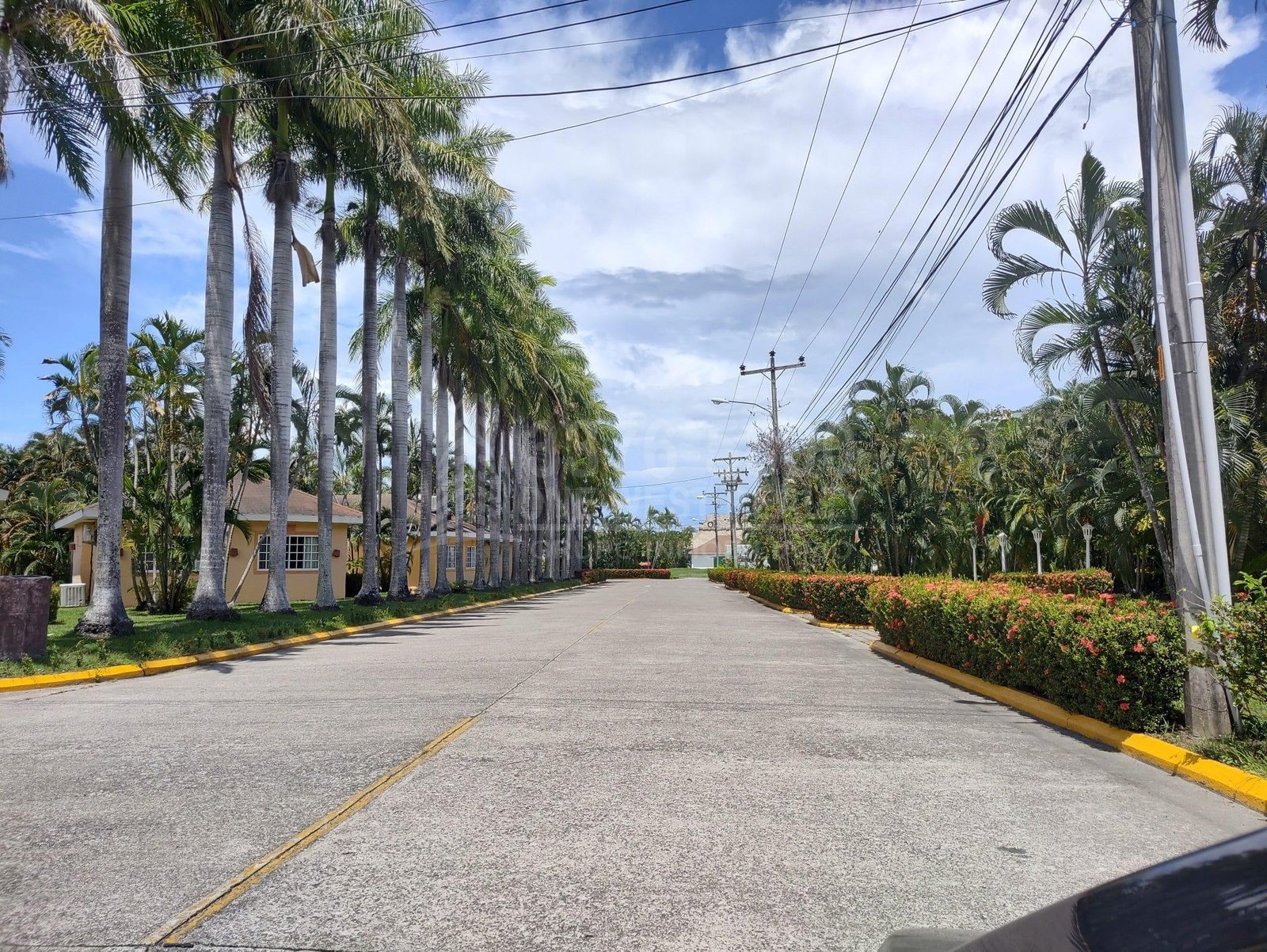 IMG_20220925_113523123_HDR-scaled-1-1 Beachfront Villa for Sale in La Ceiba, Honduras – Palma Real Resort 3 Bed/2Bath