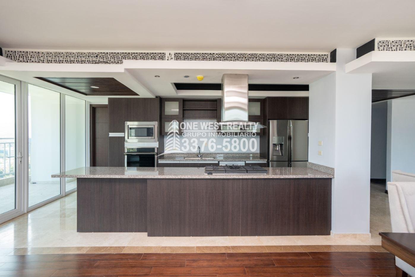 Igvanas-Tara-Codominios-by-One-West-Realty-Cocina-2 Condominio Igvanas Tara en Venta | San Pedro Sula – 3-Habitaciones y 3-Baños 250.36 m² (2,694.85 ft²)