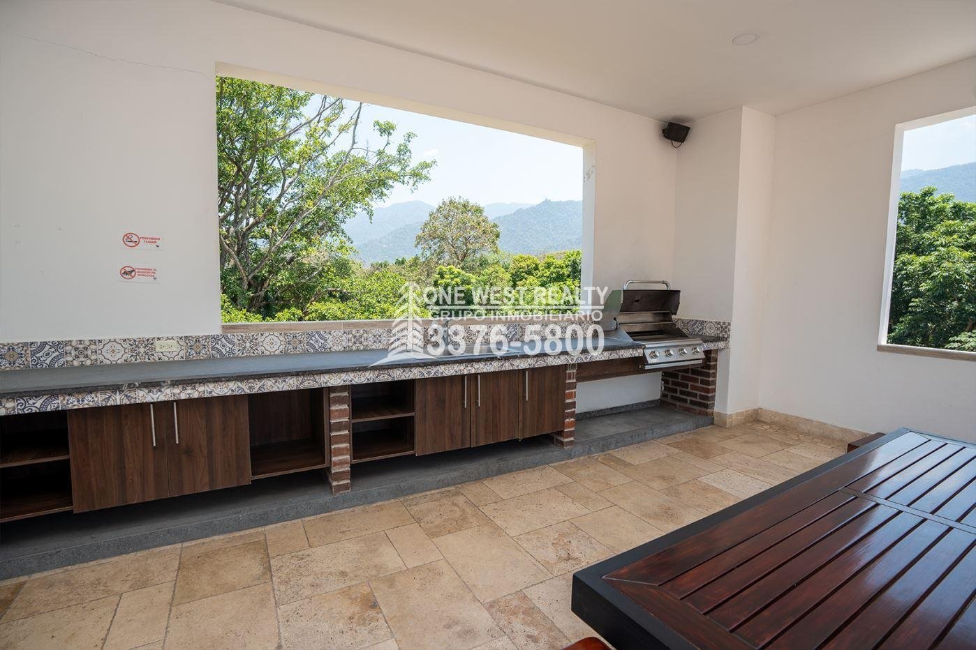 Igvanas-Tara-Codominios-by-One-West-Realty-Salon-de-Barbaco-3 Condominio Igvanas Tara en Venta | San Pedro Sula – 3-Habitaciones y 3-Baños 250.36 m² (2,694.85 ft²)