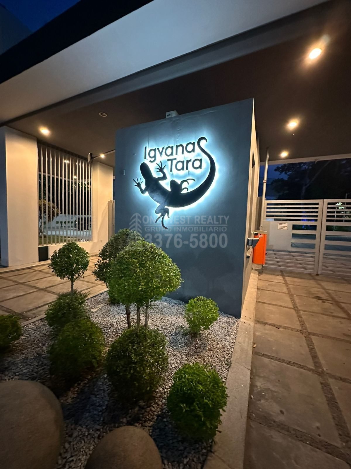 Igvanas Tara Condominio en Venta | #33-PB, 270 m² (2,911 ft²)