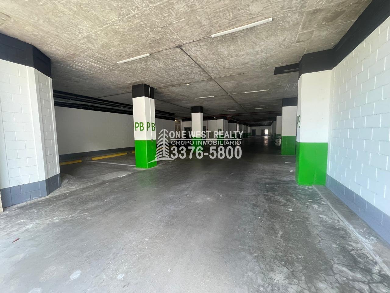 Igvanas-Tara-by-One-West-Realty-parking-5 Condominio Igvanas Tara en Venta | San Pedro Sula – 3-Habitaciones y 3-Baños 250.36 m² (2,694.85 ft²)