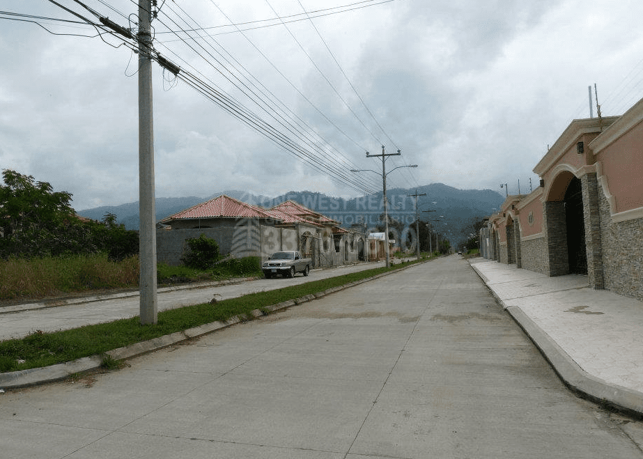 Lote-en-Venta-en-Residencial-Quintas-del-Sol-6-1 Lote en Venta con Financiamiento Disponible en Residencial Quintas del Sol, El Progreso