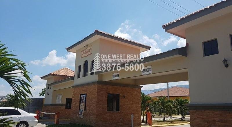 Residencial La Granja lotes con construcción: compra tu lote y construye tu casa