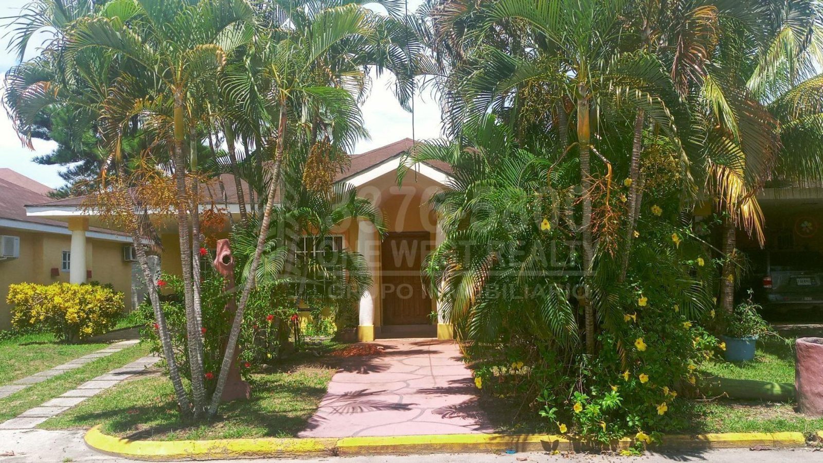 Villas Palma Real in La ceiba Property for Sale