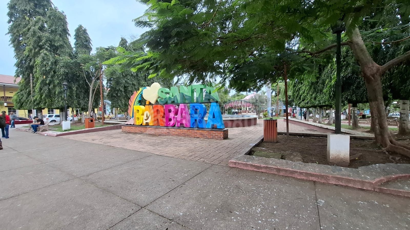 Se Vende Edificio Comercial en El  Centro de Santa Barbara-Alta Plusvalía y Ubicación estrátegica Cap Rate 15.4%