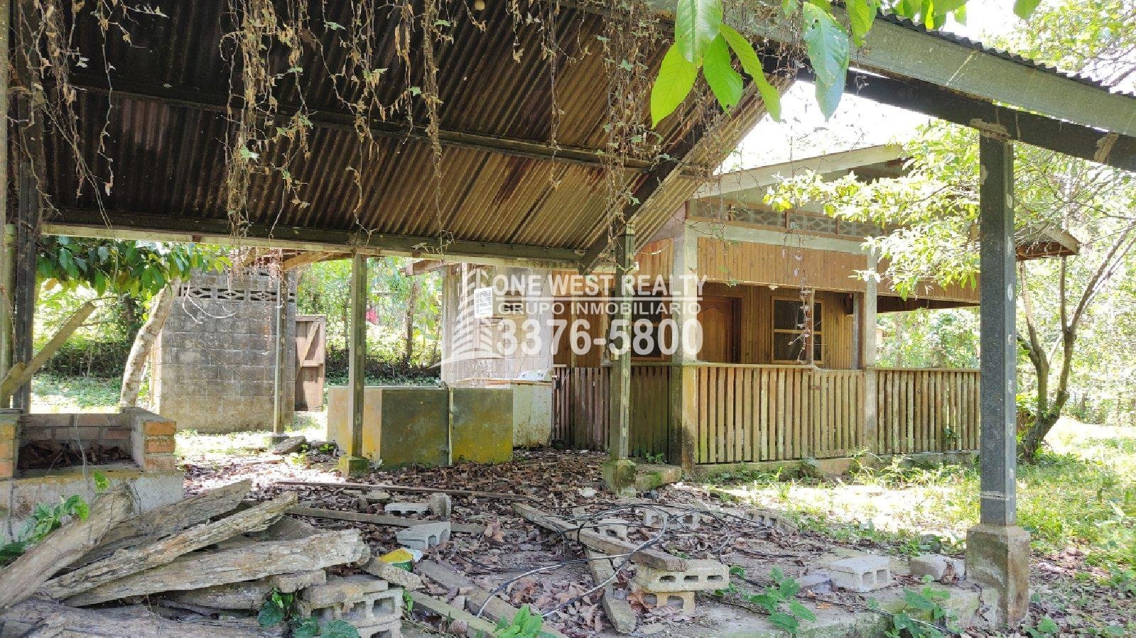 casas-de-campo-y-terrenos-een-venta-en-Omoa-1 Terreno de venta en Omoa Cortes con naciente de agua y cabañas