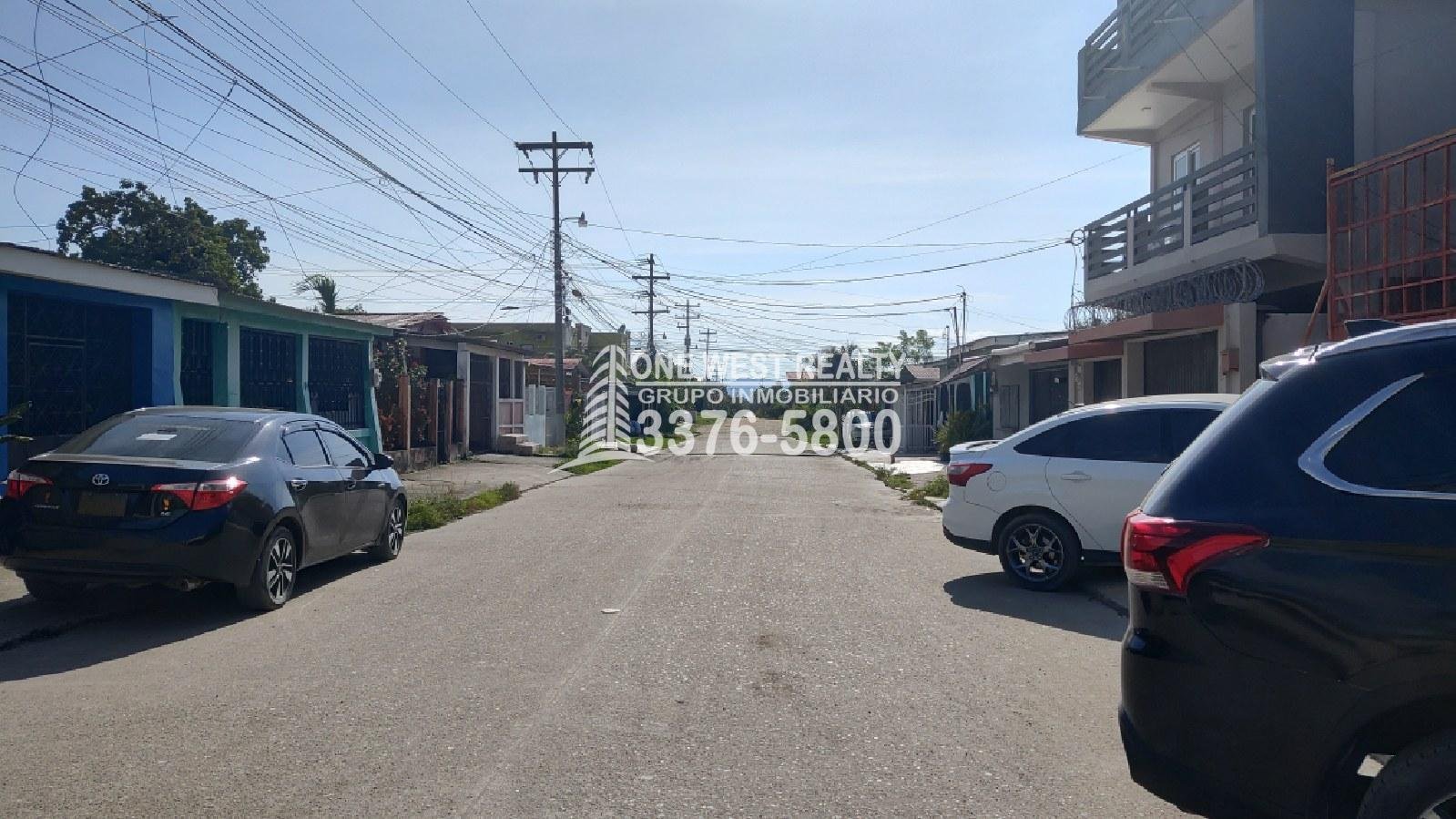 El Progreso Yoro venta de edificio comercial con sistema solar