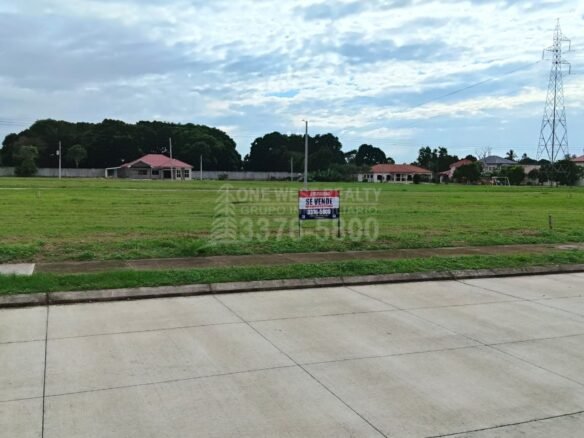 Venta de Lote en Residencial La Granja en | El Progreso Yoro 378v2 (2,273 ft²)