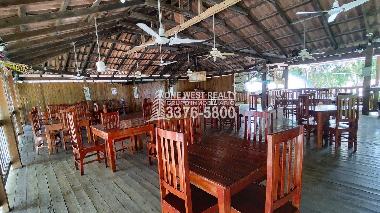 Venta de Propiedad frente a la Playa en Omoa Cortes Honduras